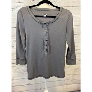 DKNY Size SMALL   